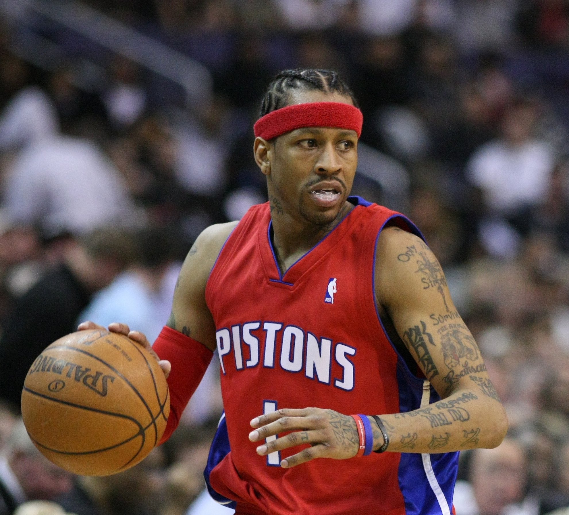 Allen Iverson playing with the Detroit Pistons