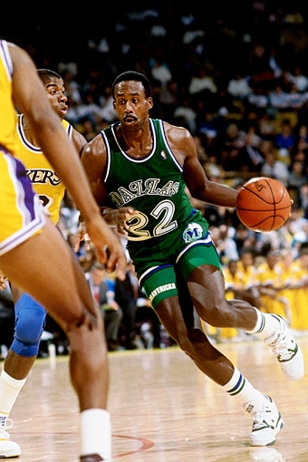 Rolando Blackman of the Dallas Mavericks vs the Los Angeles Lakers at the Great Western Forum circa mid-eighties